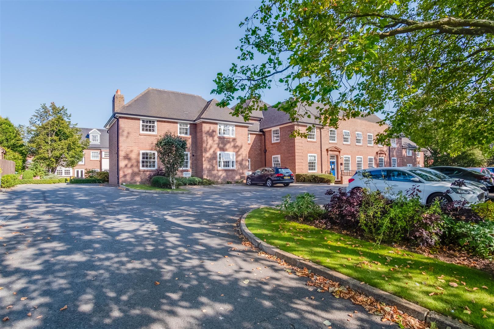 Hinderton Road, Neston Constables Estate Agents